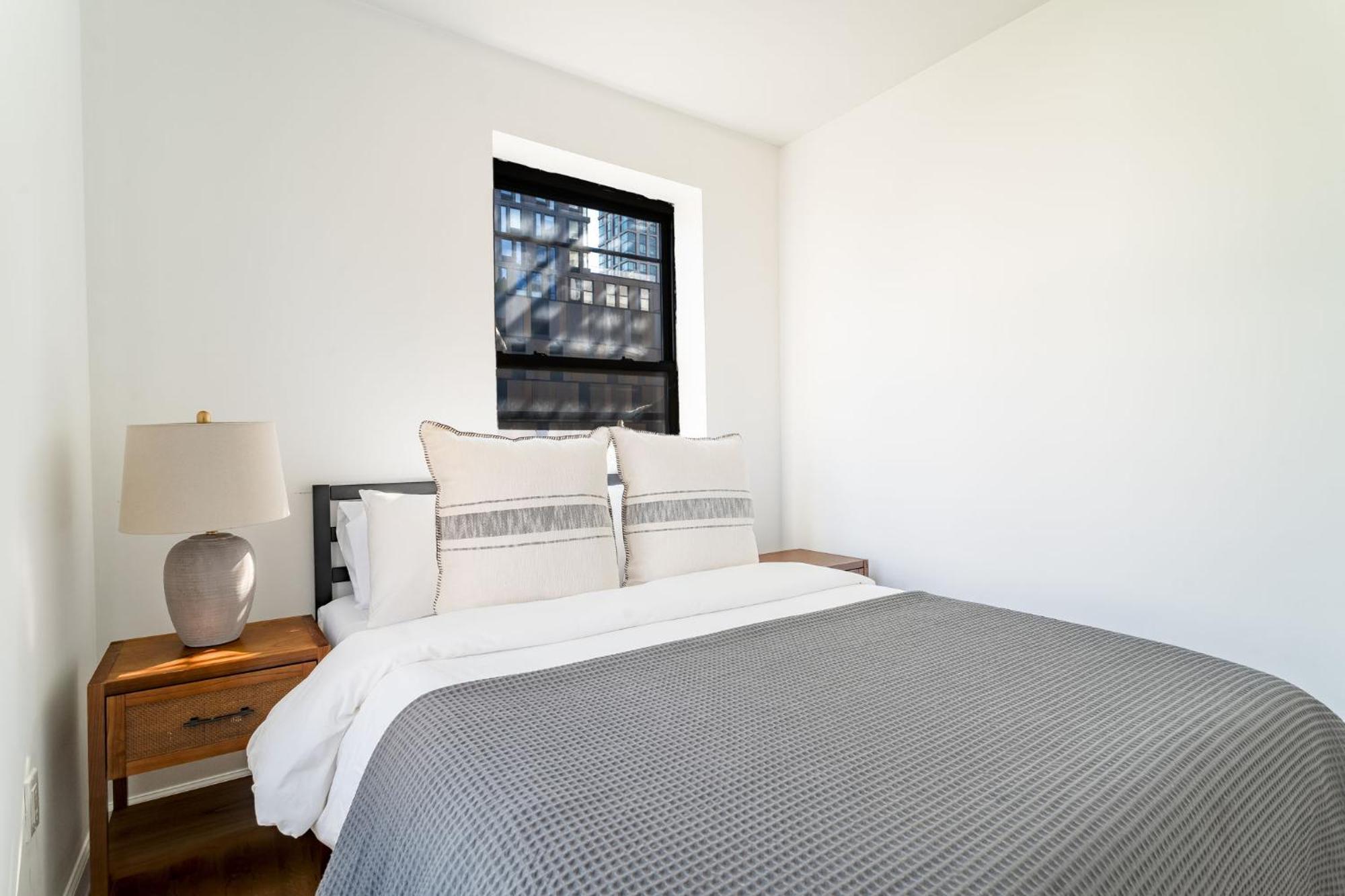 Spacious 3bedroom 1bath In The Heart Of The Lower East Side Near Iconic Nyc Landmarks Nova York